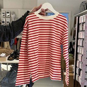 LMTD - NLF RAIN LS L TOP, High Risk Red Stripes Gardenia